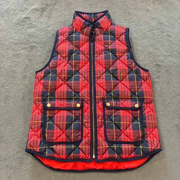 J.CREW Jackets & Blazers - J.Crew Red Plaid Quilted Full Zip Puffer Sleeveless Casual Vest Women's Size S
